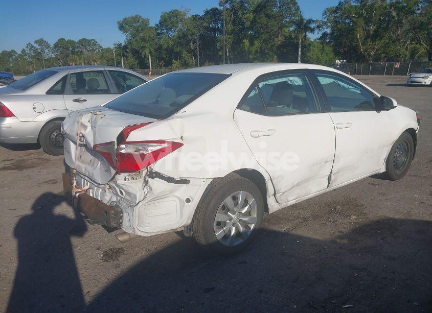 Photo 4 of 2016 Toyota Corolla LE (VIN 2T1BURHEXGC716373)