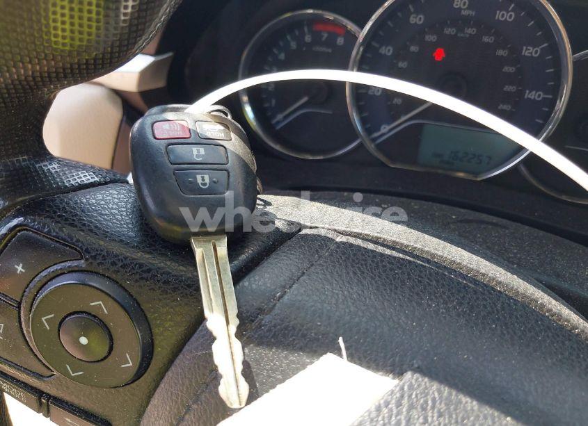 Photo 11 of 2016 Toyota Corolla LE (VIN 2T1BURHEXGC736106)