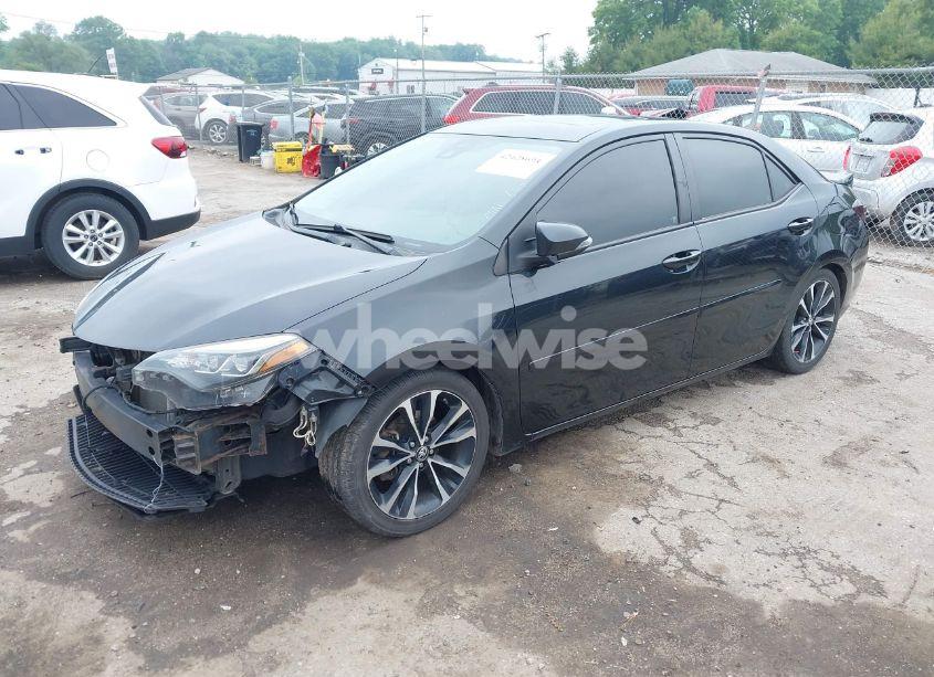 Photo 2 of 2017 Toyota Corolla SE (VIN 2T1BURHEXHC746877)