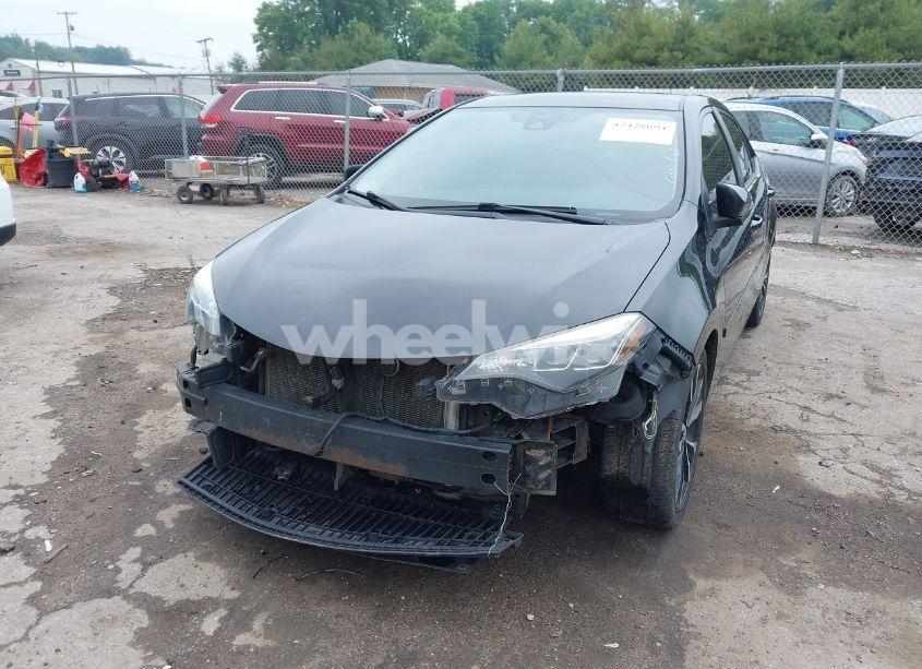 Photo 6 of 2017 Toyota Corolla SE (VIN 2T1BURHEXHC746877)