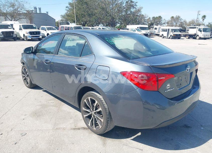 Photo 3 of 2017 Toyota Corolla SE (VIN 2T1BURHEXHC762514)
