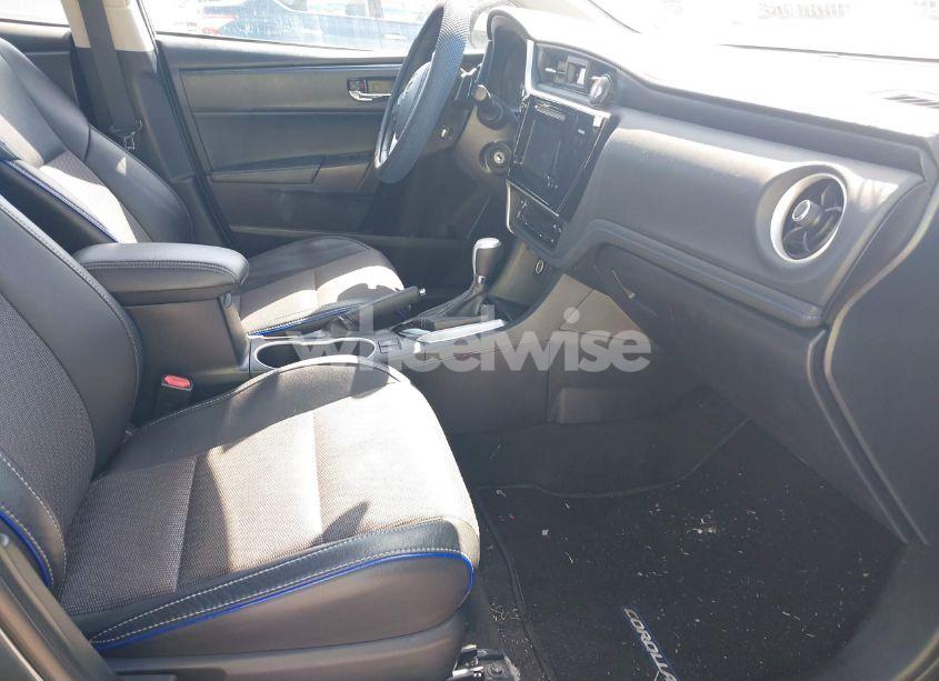 Photo 5 of 2017 Toyota Corolla SE (VIN 2T1BURHEXHC762514)