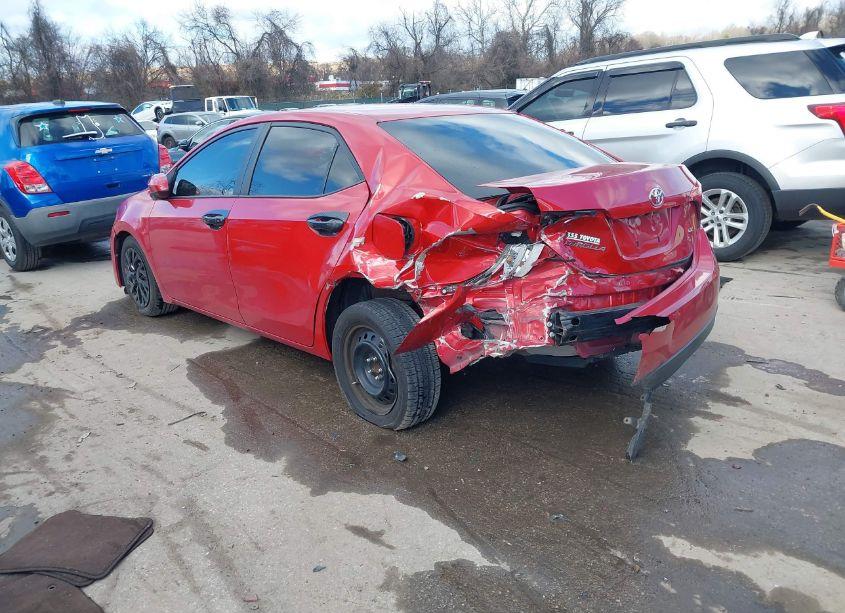 Photo 3 of 2017 Toyota Corolla LE (VIN 2T1BURHEXHC777742)