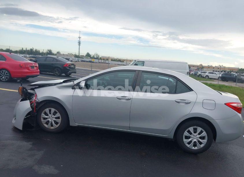 Photo 15 of 2017 Toyota Corolla L (VIN 2T1BURHEXHC779801)