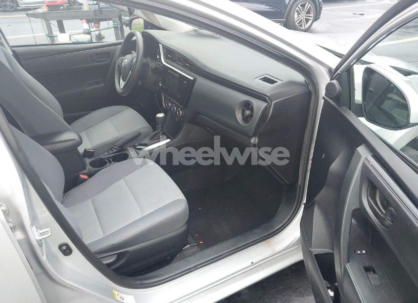 Photo 5 of 2017 Toyota Corolla L (VIN 2T1BURHEXHC779801)