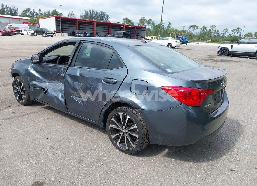 Photo 3 of 2017 Toyota Corolla SE (VIN 2T1BURHEXHC796131)