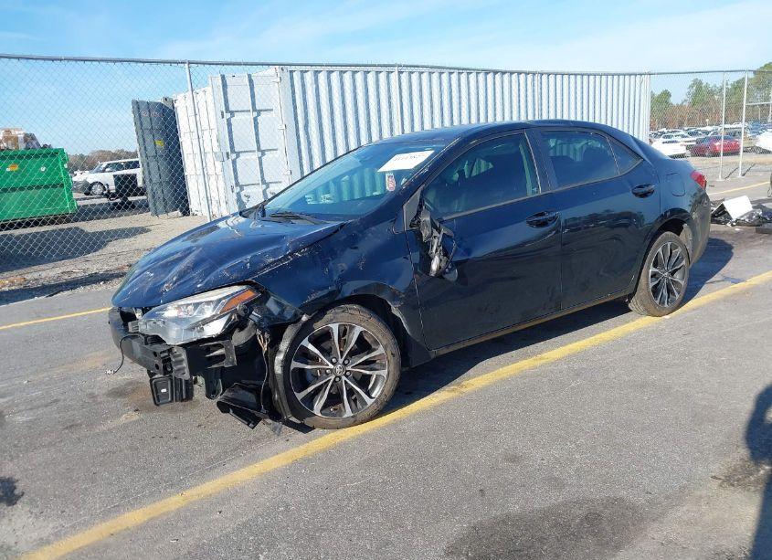 Photo 2 of 2017 Toyota Corolla SE (VIN 2T1BURHEXHC797540)