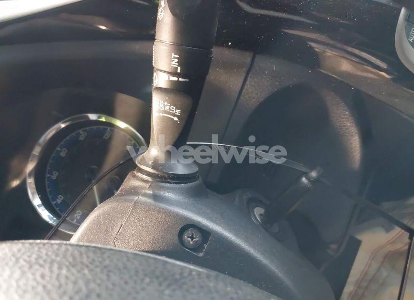 Photo 11 of 2017 Toyota Corolla LE (VIN 2T1BURHEXHC825255)