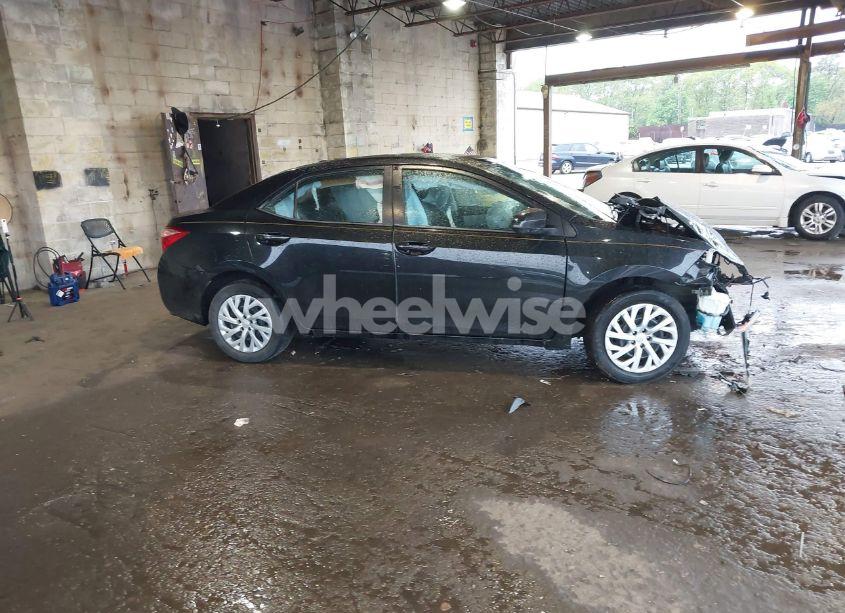 Photo 14 of 2017 Toyota Corolla LE (VIN 2T1BURHEXHC825255)