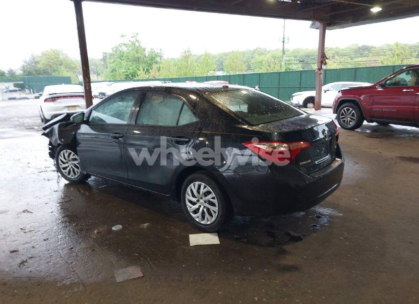Photo 3 of 2017 Toyota Corolla LE (VIN 2T1BURHEXHC825255)