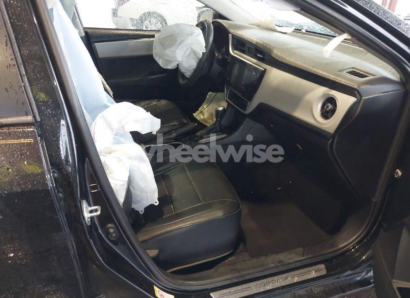 Photo 5 of 2017 Toyota Corolla LE (VIN 2T1BURHEXHC825255)