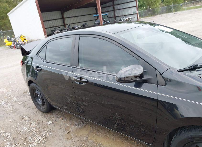 Photo 13 of 2017 Toyota Corolla LE (VIN 2T1BURHEXHC835347)