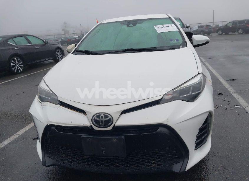Photo 12 of 2017 Toyota Corolla SE (VIN 2T1BURHEXHC838099)