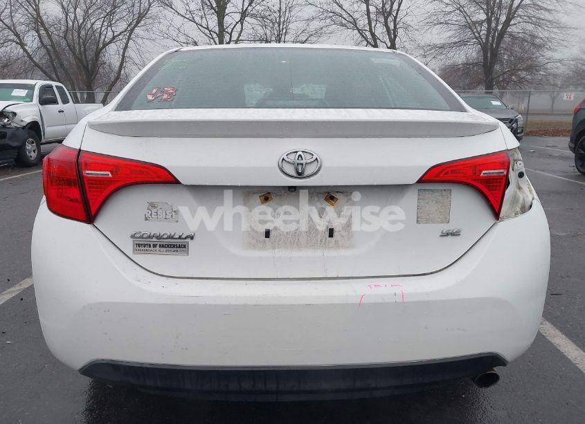 Photo 16 of 2017 Toyota Corolla SE (VIN 2T1BURHEXHC838099)