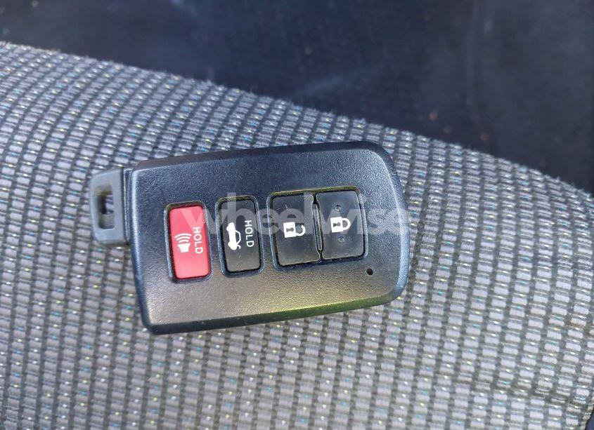 Photo 11 of 2017 Toyota Corolla L/LE/XLE/SE/XSE (VIN 2T1BURHEXHC841519)