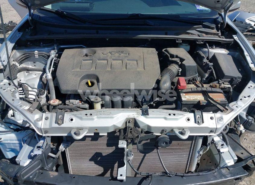 Photo 10 of 2017 Toyota Corolla LE (VIN 2T1BURHEXHC846428)