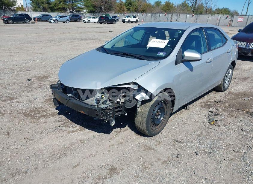 Photo 2 of 2017 Toyota Corolla LE (VIN 2T1BURHEXHC846428)