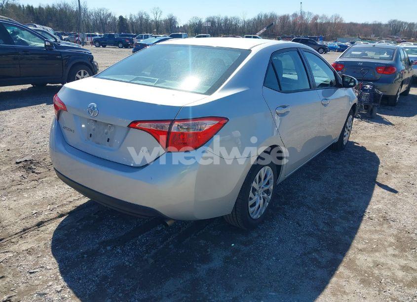 Photo 4 of 2017 Toyota Corolla LE (VIN 2T1BURHEXHC846428)