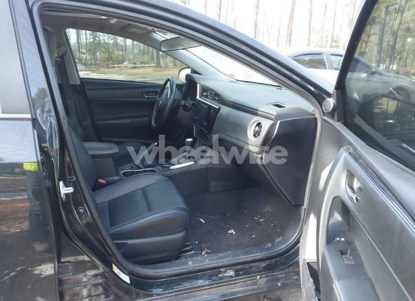 Photo 5 of 2017 Toyota Corolla XSE (VIN 2T1BURHEXHC856618)