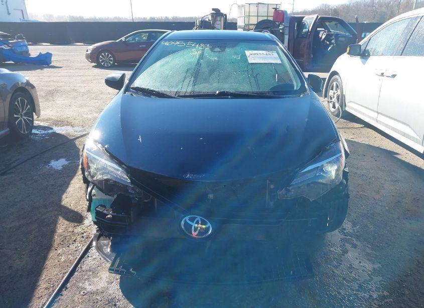 Photo 13 of 2017 Toyota Corolla LE (VIN 2T1BURHEXHC876514)