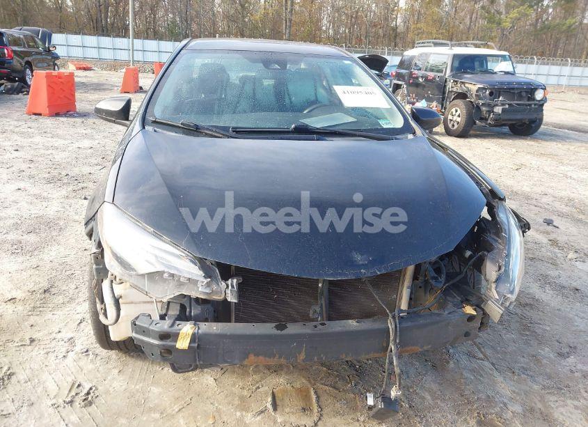 Photo 12 of 2017 Toyota Corolla LE (VIN 2T1BURHEXHC883639)