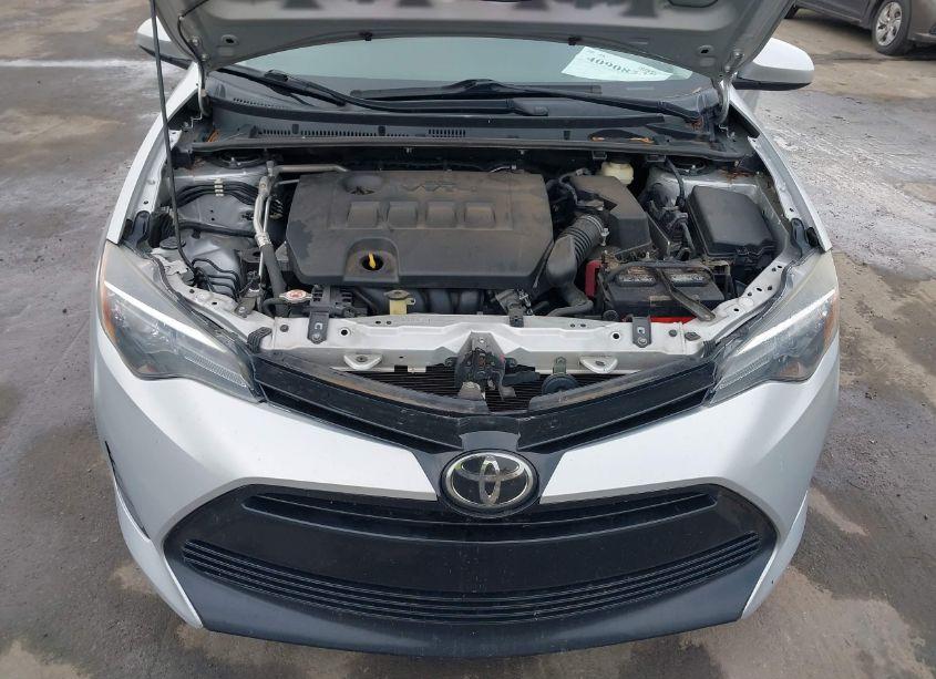 Photo 10 of 2017 Toyota Corolla LE (VIN 2T1BURHEXHC897413)