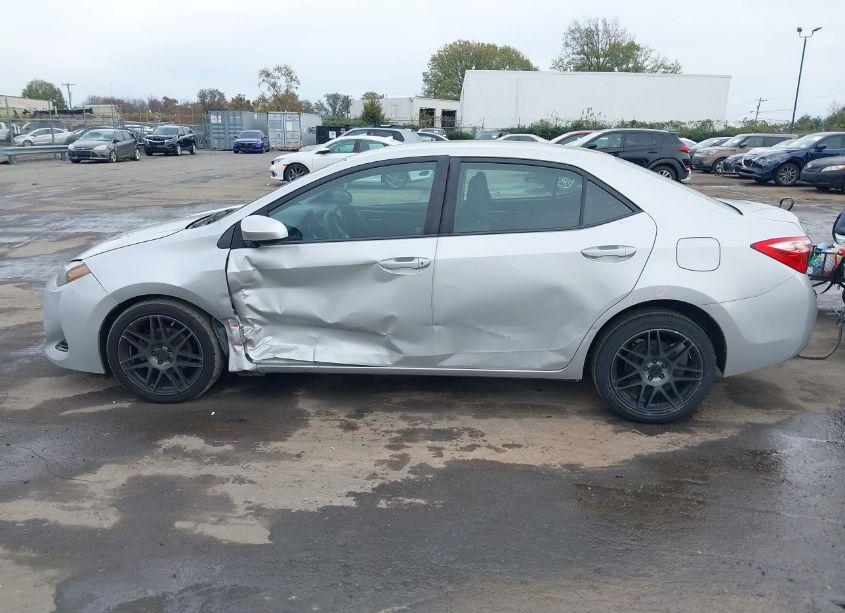 Photo 14 of 2017 Toyota Corolla LE (VIN 2T1BURHEXHC897413)