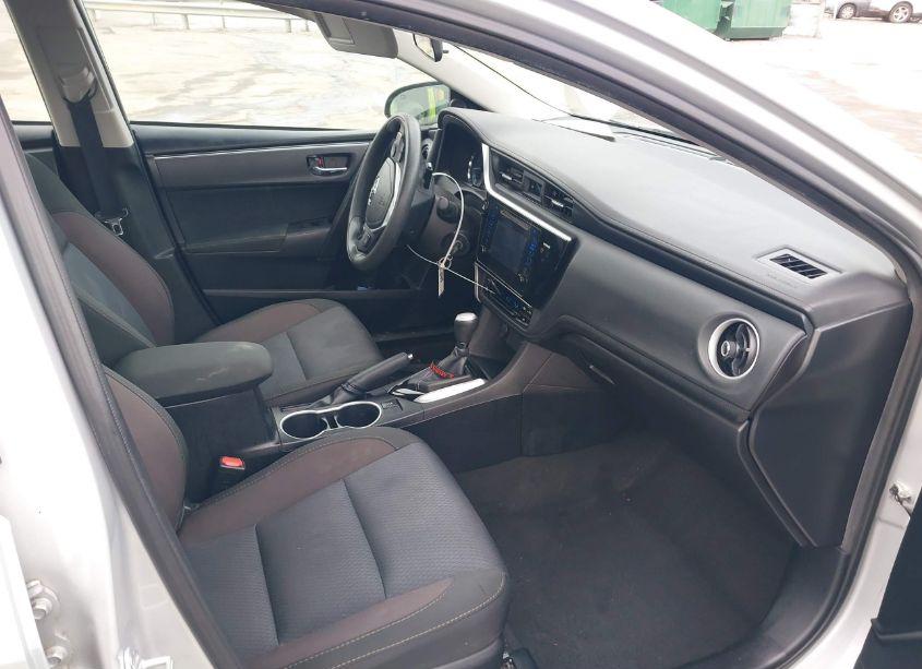 Photo 5 of 2017 Toyota Corolla LE (VIN 2T1BURHEXHC897413)