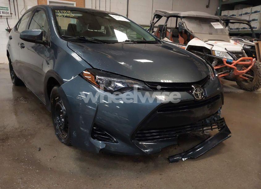 Photo 6 of 2017 Toyota Corolla LE (VIN 2T1BURHEXHC901895)