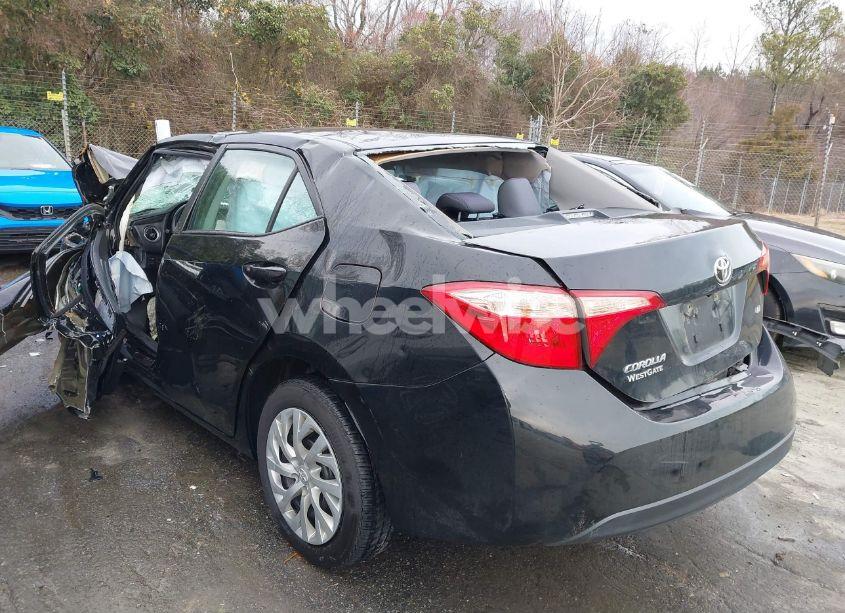 Photo 3 of 2017 Toyota Corolla LE (VIN 2T1BURHEXHC915683)