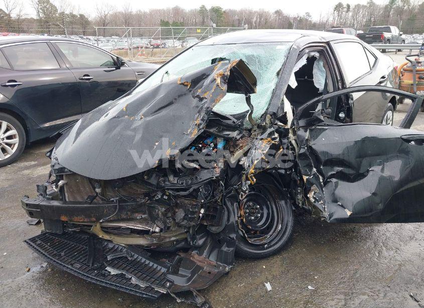 Photo 6 of 2017 Toyota Corolla LE (VIN 2T1BURHEXHC915683)