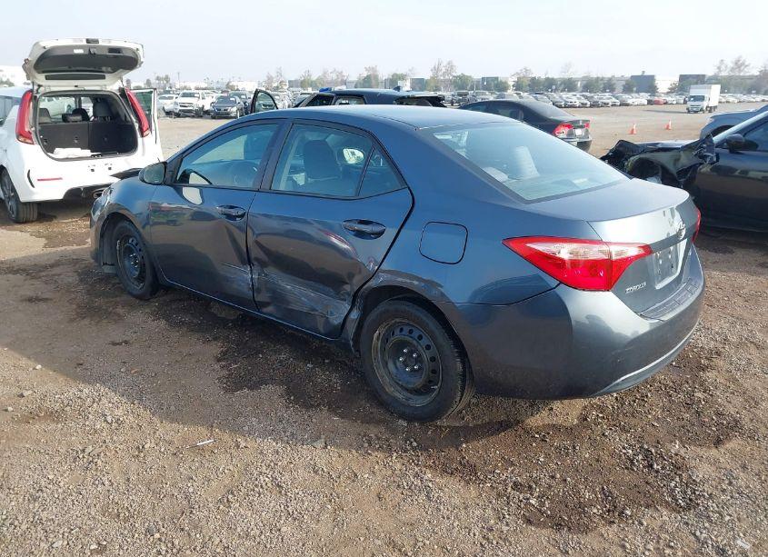 Photo 3 of 2017 Toyota Corolla LE (VIN 2T1BURHEXHC927610)