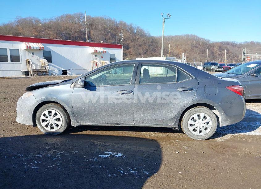 Photo 14 of 2017 Toyota Corolla L (VIN 2T1BURHEXHC937750)