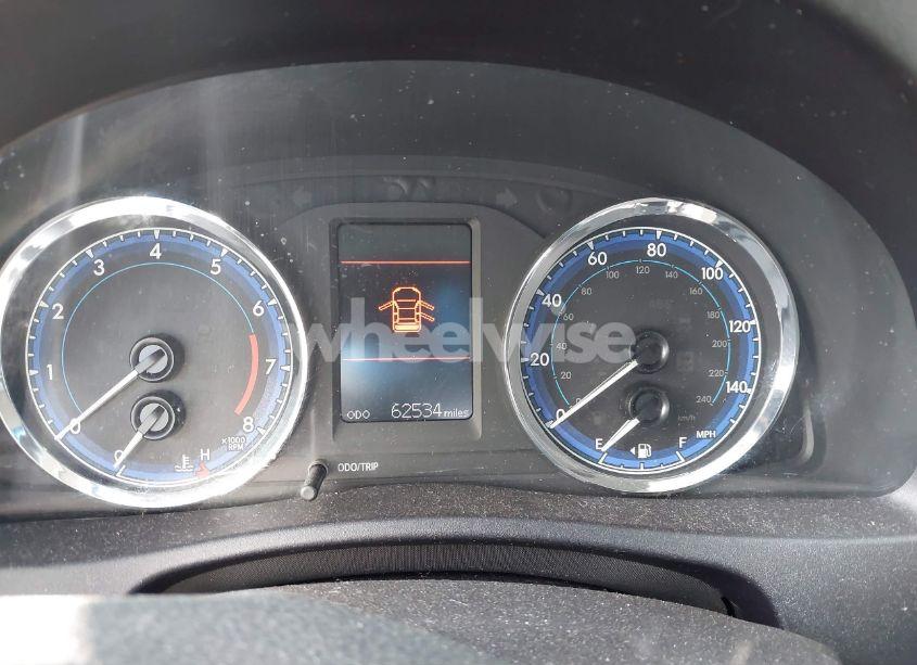 Photo 7 of 2017 Toyota Corolla LE (VIN 2T1BURHEXHC940342)