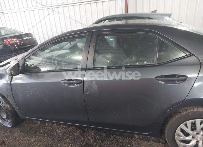 Photo 14 of 2017 Toyota Corolla LE (VIN 2T1BURHEXHC942544)