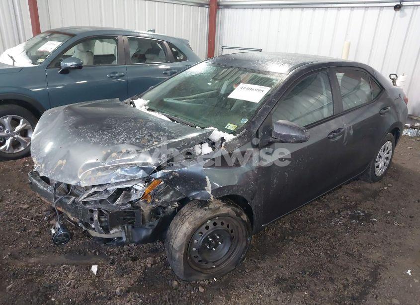 Photo 2 of 2017 Toyota Corolla LE (VIN 2T1BURHEXHC942544)