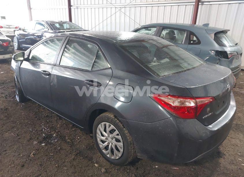 Photo 3 of 2017 Toyota Corolla LE (VIN 2T1BURHEXHC942544)