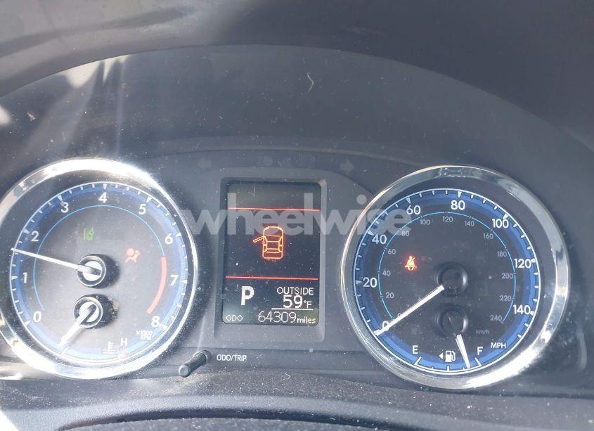 Photo 7 of 2017 Toyota Corolla LE (VIN 2T1BURHEXHC960185)