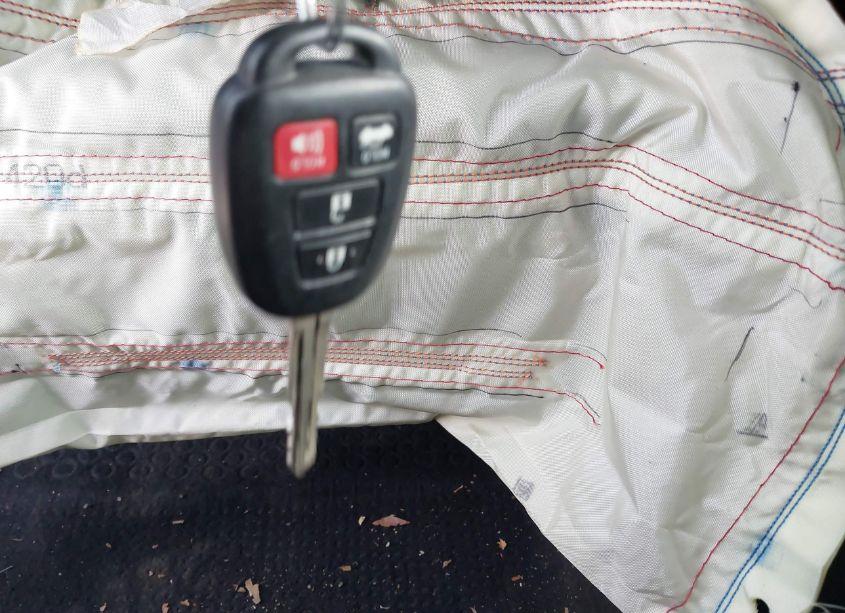 Photo 11 of 2017 Toyota Corolla LE (VIN 2T1BURHEXHC961014)