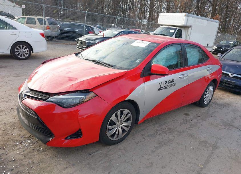 Photo 2 of 2017 Toyota Corolla LE (VIN 2T1BURHEXHC961014)