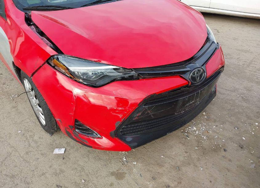 Photo 6 of 2017 Toyota Corolla LE (VIN 2T1BURHEXHC961014)