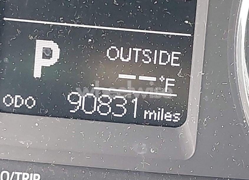 Photo 15 of 2018 Toyota Corolla LE (VIN 2T1BURHEXJC003206)