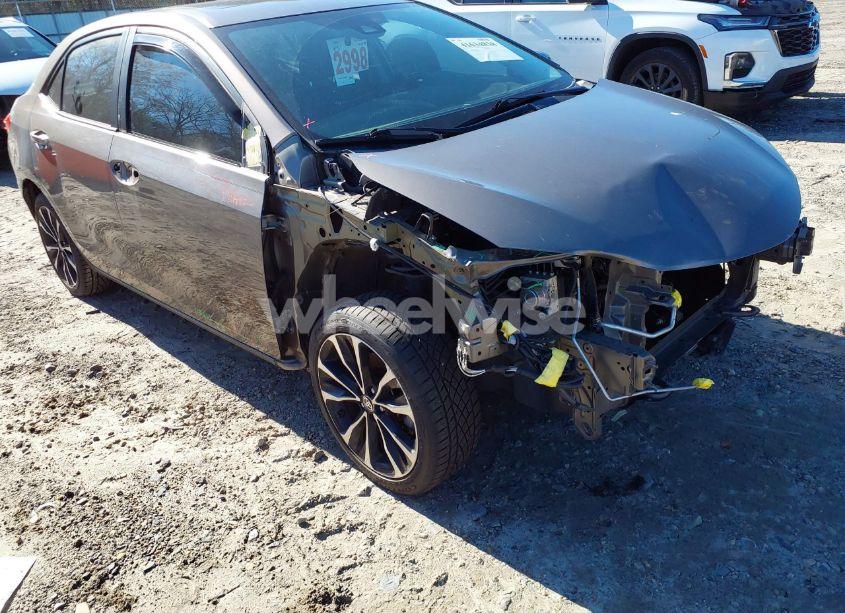 2018 Toyota Corolla SE (VIN 2T1BURHEXJC015856) main photo