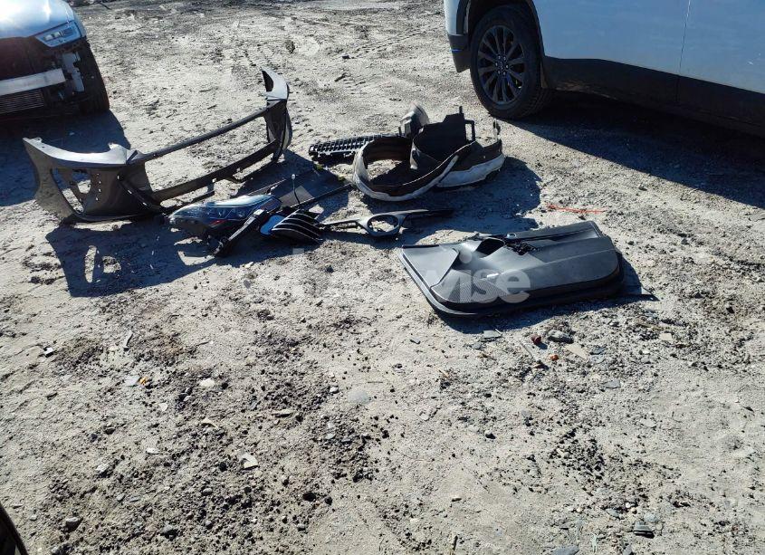 Photo 12 of 2018 Toyota Corolla SE (VIN 2T1BURHEXJC015856)