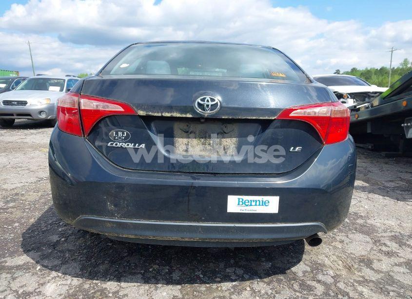 Photo 16 of 2018 Toyota Corolla LE (VIN 2T1BURHEXJC024475)