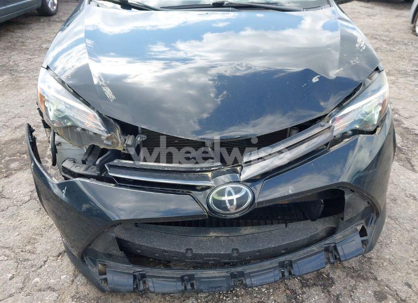 Photo 17 of 2018 Toyota Corolla LE (VIN 2T1BURHEXJC024475)