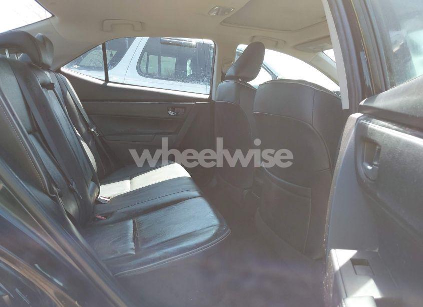 Photo 8 of 2018 Toyota Corolla XLE (VIN 2T1BURHEXJC041681)