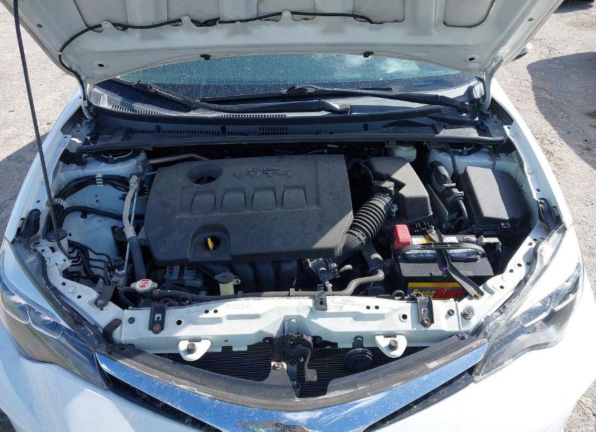 Photo 10 of 2018 Toyota Corolla SE (VIN 2T1BURHEXJC064376)