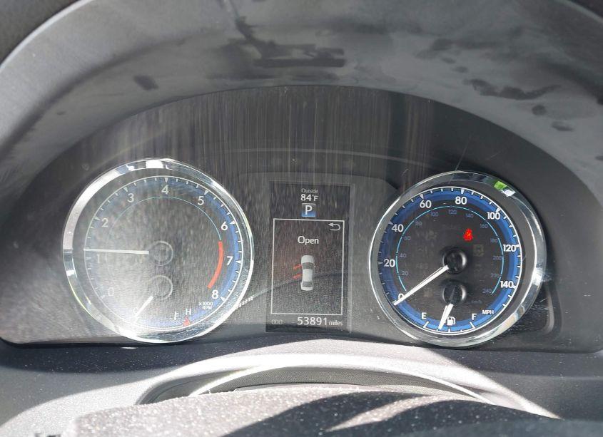 Photo 7 of 2018 Toyota Corolla SE (VIN 2T1BURHEXJC064376)