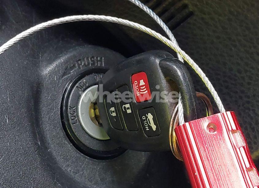 Photo 11 of 2018 Toyota Corolla LE (VIN 2T1BURHEXJC064457)